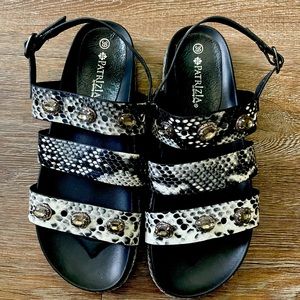 Patrizia by Sprjng Step sandal